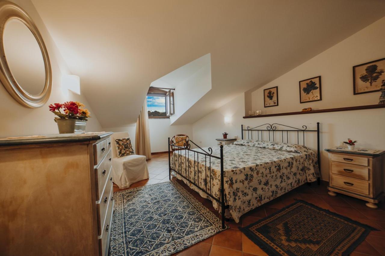 Residenza Golfo Degli Ulivi Caprioli