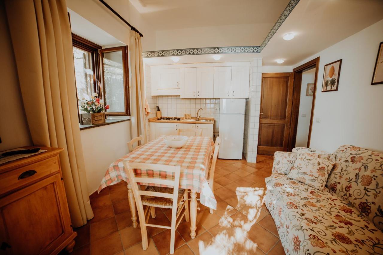 Residenza Golfo Degli Ulivi Aparthotel Caprioli