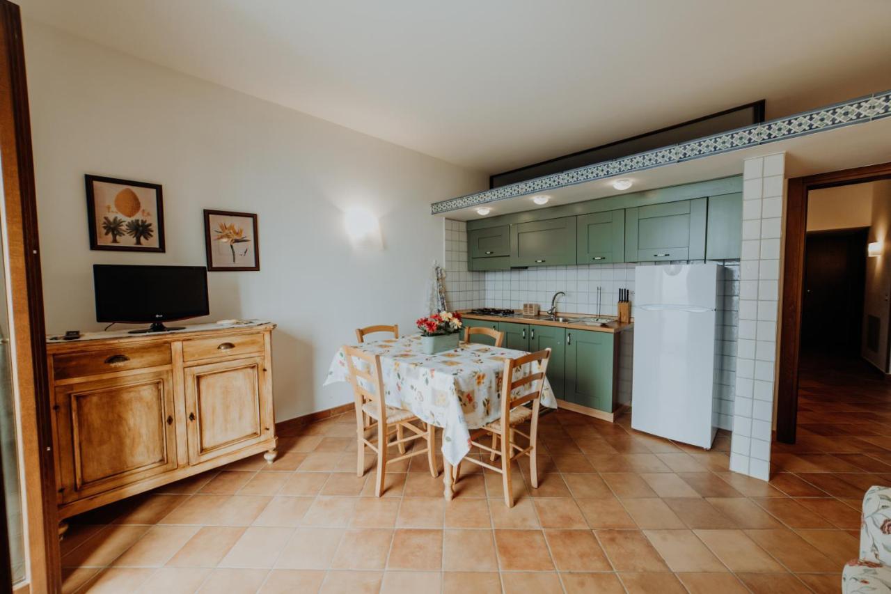Aparthotel Residenza Golfo Degli Ulivi Caprioli