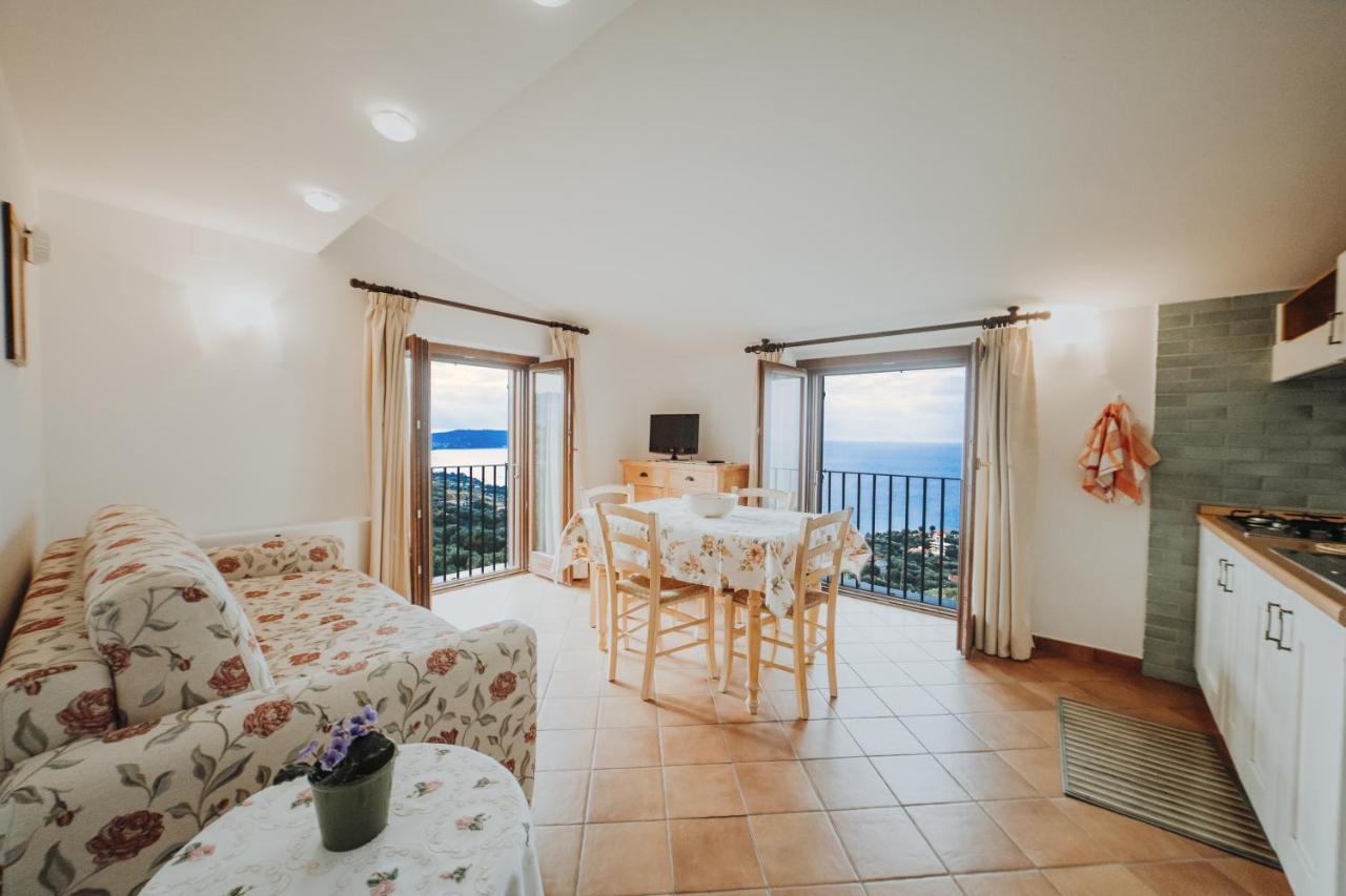 Residenza Golfo Degli Ulivi Aparthotel