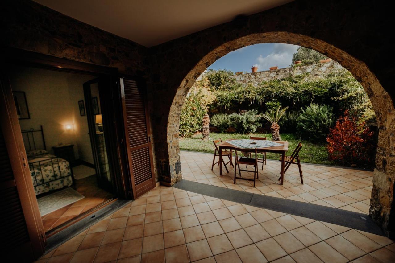 Residenza Golfo Degli Ulivi Aparthotel Caprioli
