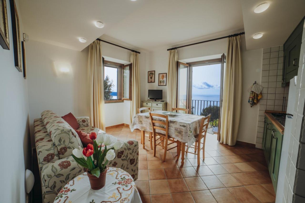 Residenza Golfo Degli Ulivi Aparthotel