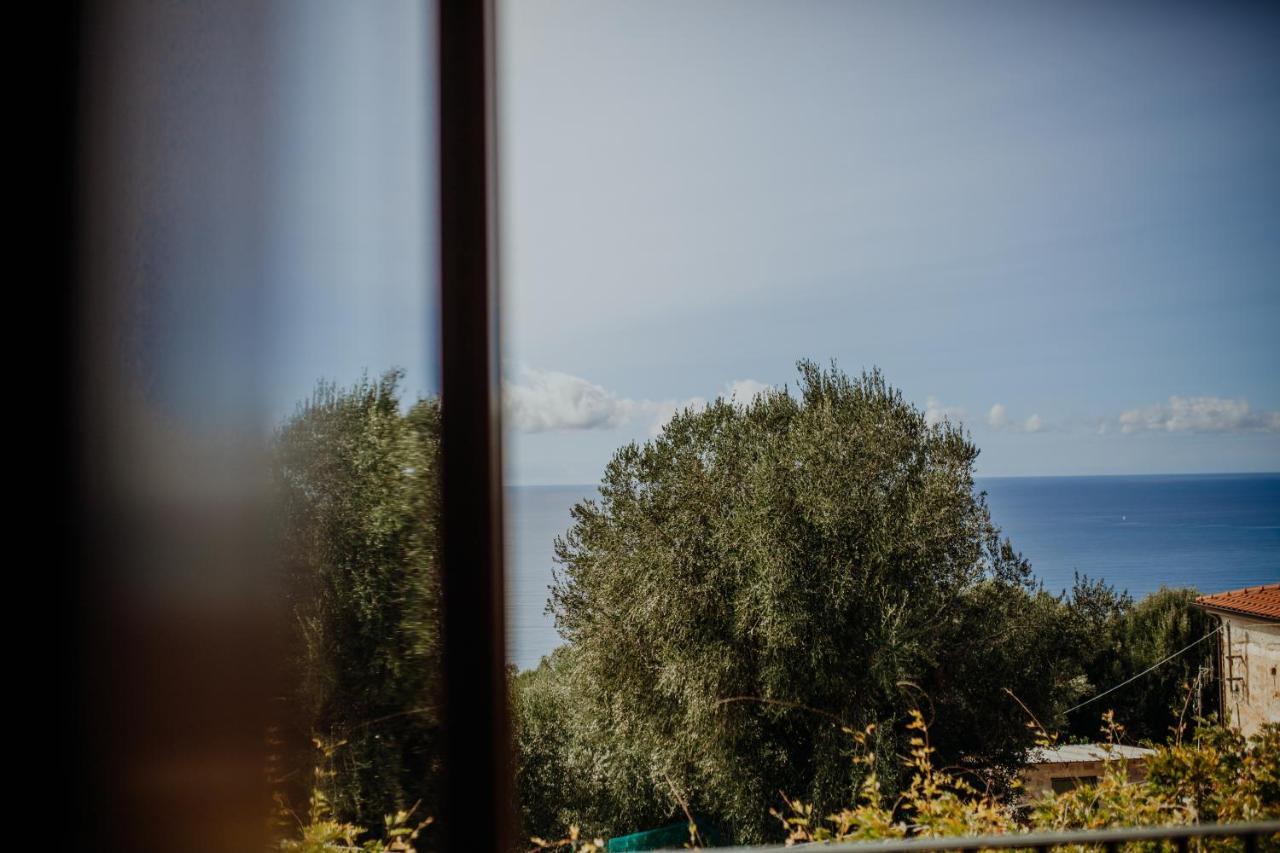 Residenza Golfo Degli Ulivi Caprioli