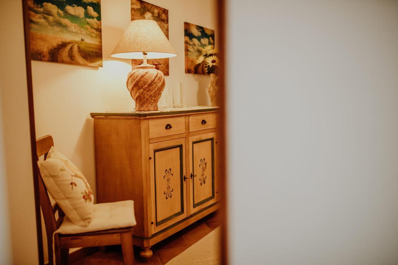 Residenza Golfo Degli Ulivi Aparthotel Caprioli