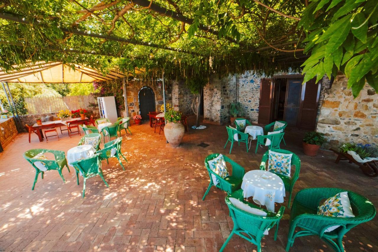 Aparthotel Residenza Golfo Degli Ulivi Caprioli